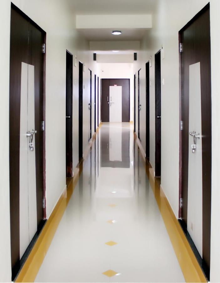 Hotel Manik Moti Lonavala Luaran gambar